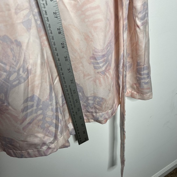 Gilly Hicks Robe Womens S/M Pink Satin Tropical Palm Kimono Belted Sleepwear - Picture 10 of 11